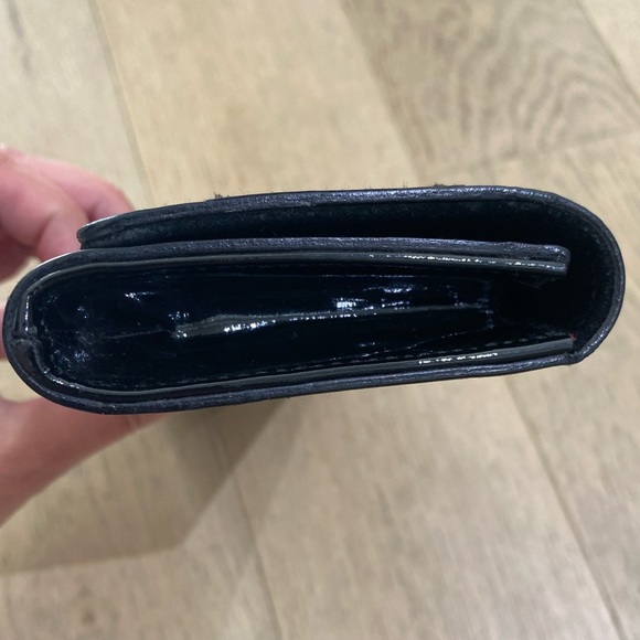 Gucci Patent Leather Romy Clutch - Picture 6 of 14